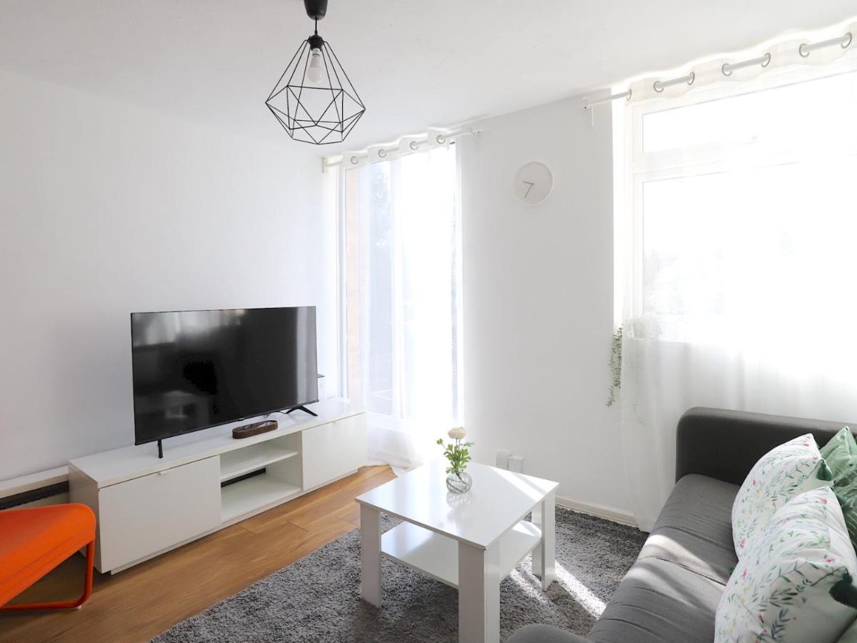 Сasa de vacaciones Pass The Keys Headington 4br Parking And Garden *